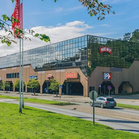 A Beautiful 3-bedroom With Stunning Views And Free Parking Apartamento *